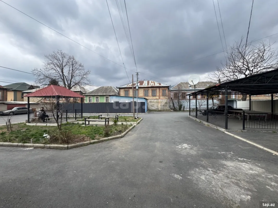 Satılır 3 otaqlı mənzil 55 m²