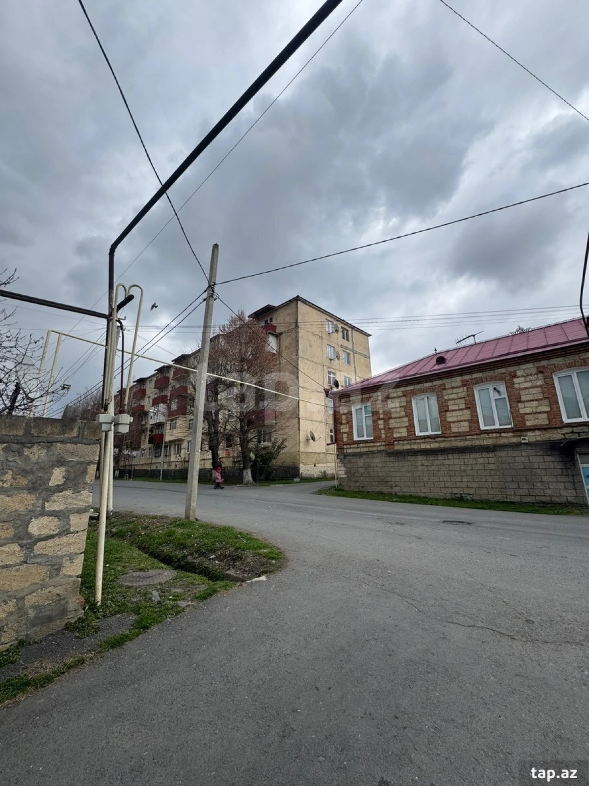 Satılır 3 otaqlı mənzil 55 m²