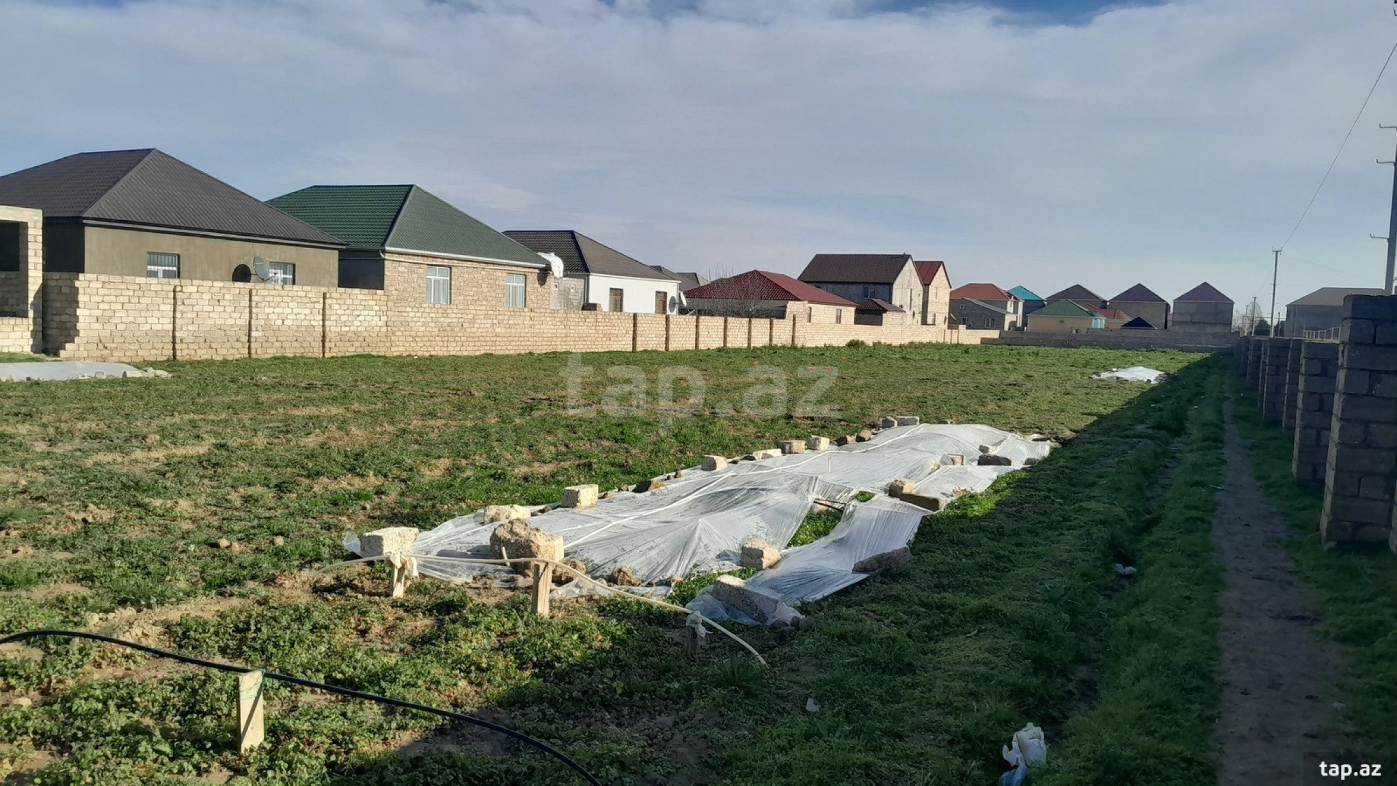 Satılır torpaq sahəsi