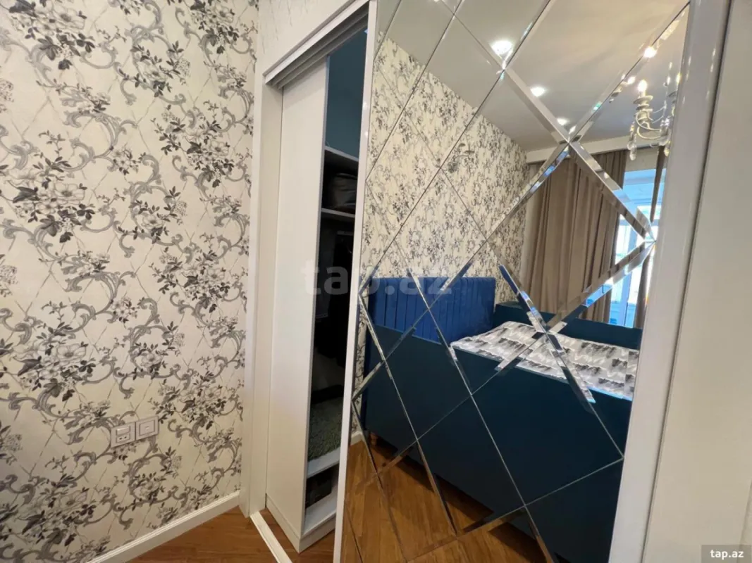 Satılır 3 otaqlı yeni tikili 90 m²