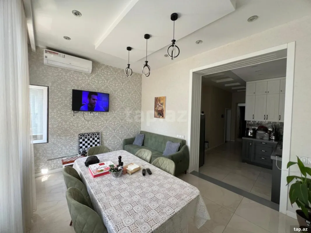 Satılır 3 otaqlı yeni tikili 90 m²