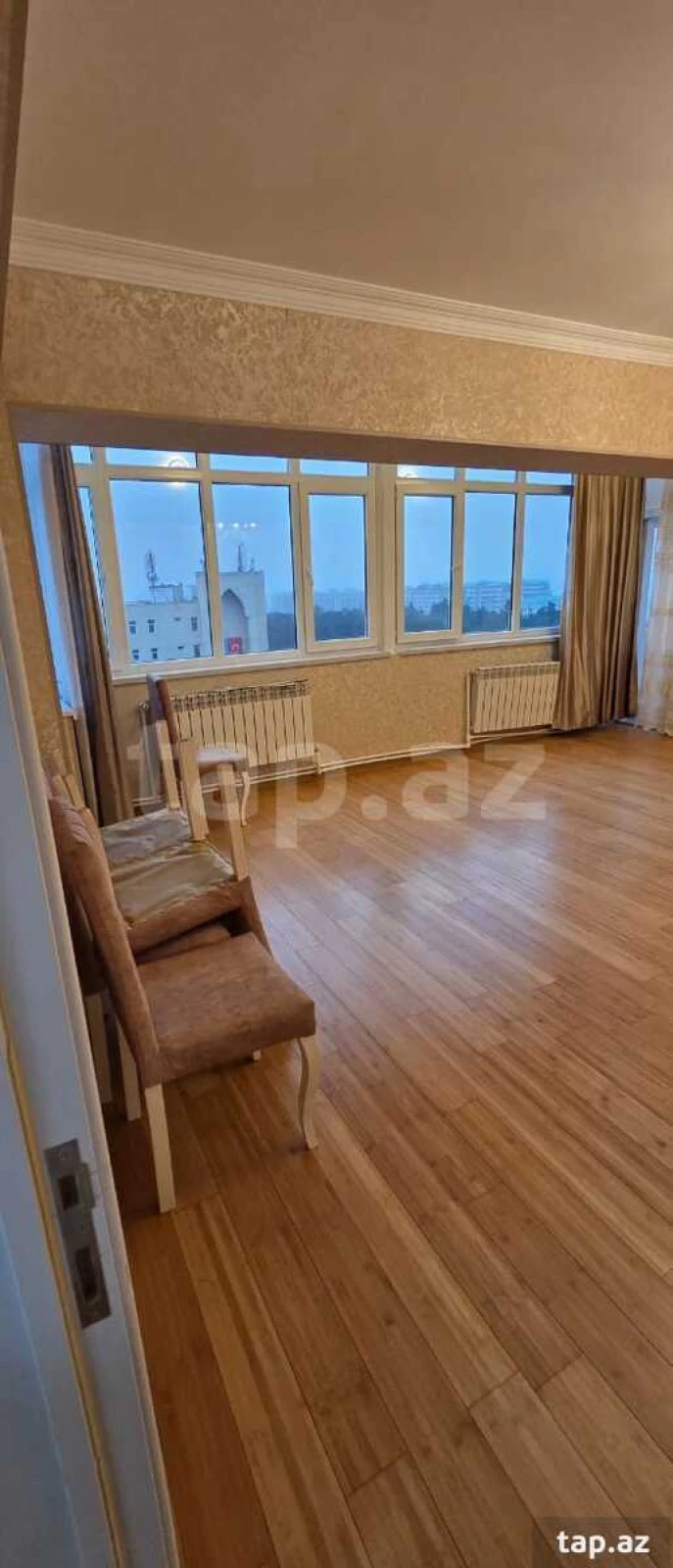 Kirayə verilir 2 otaqlı mənzil 65 m²