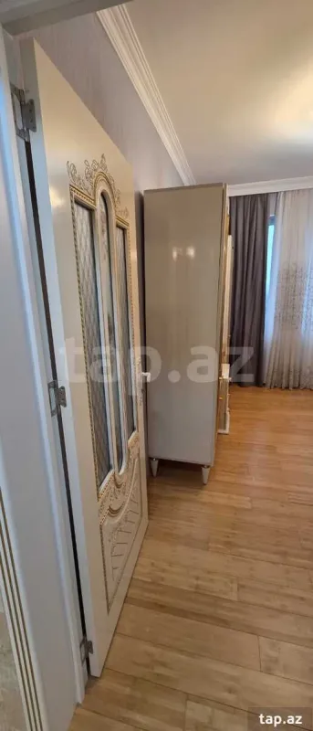 Kirayə verilir 2 otaqlı mənzil 65 m²