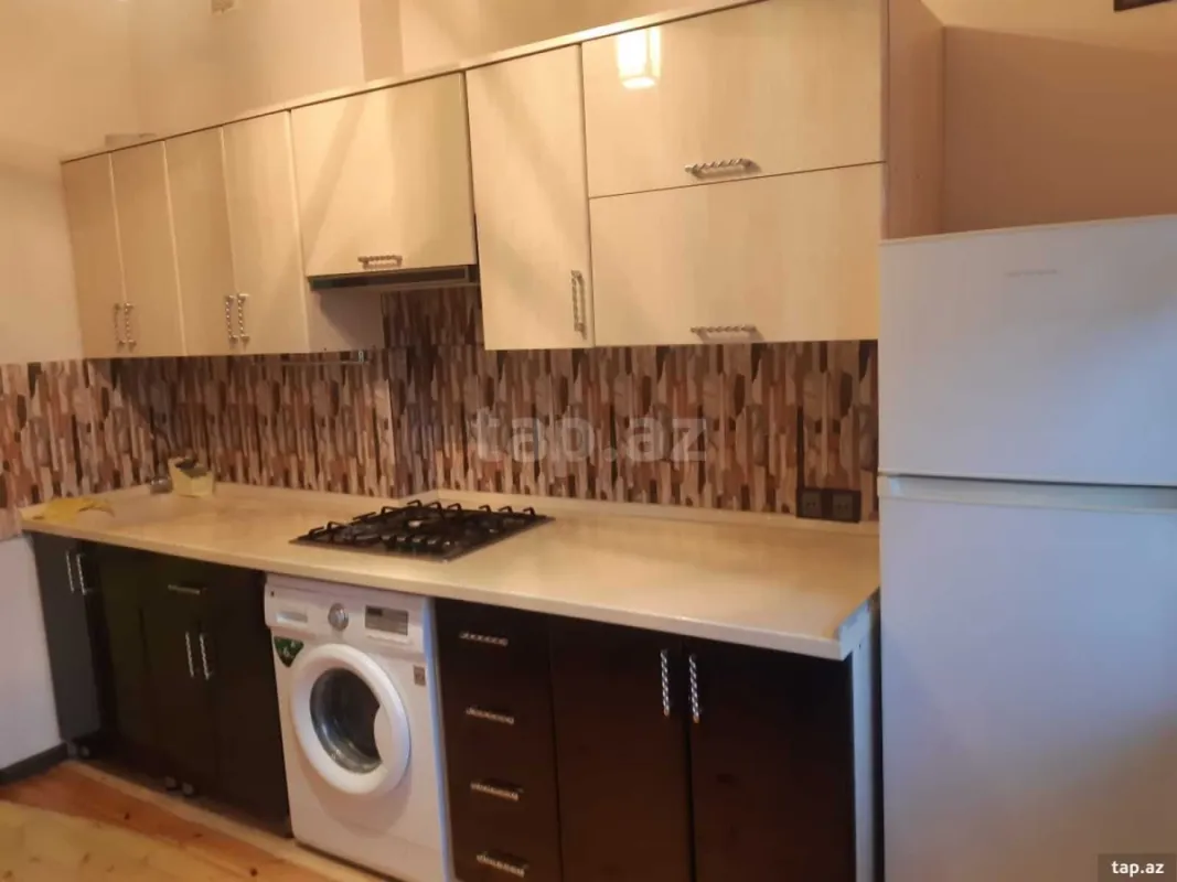 Kirayə verilir 2 otaqlı yeni tikili 75 m²