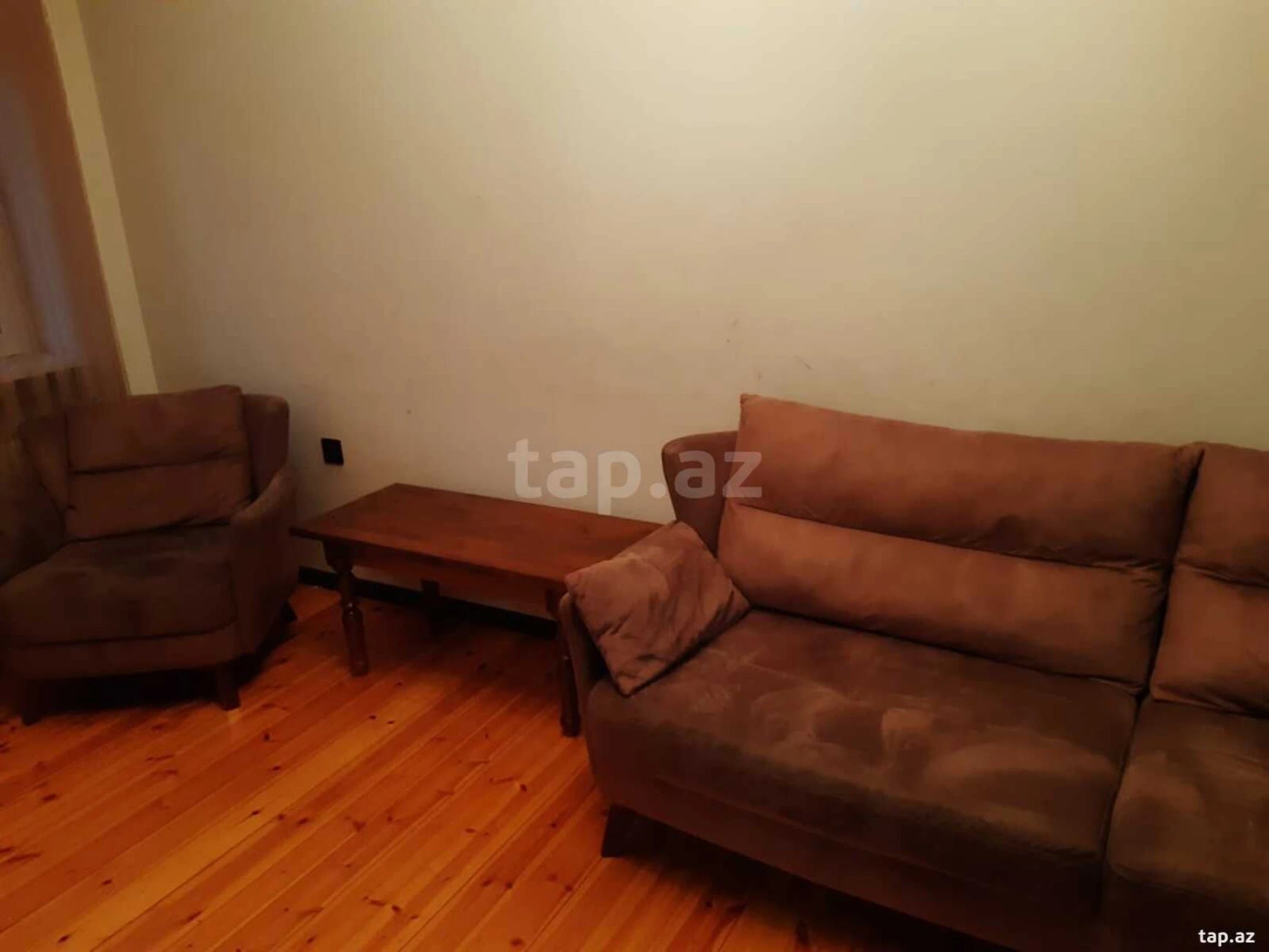 Kirayə verilir 2 otaqlı yeni tikili 75 m²