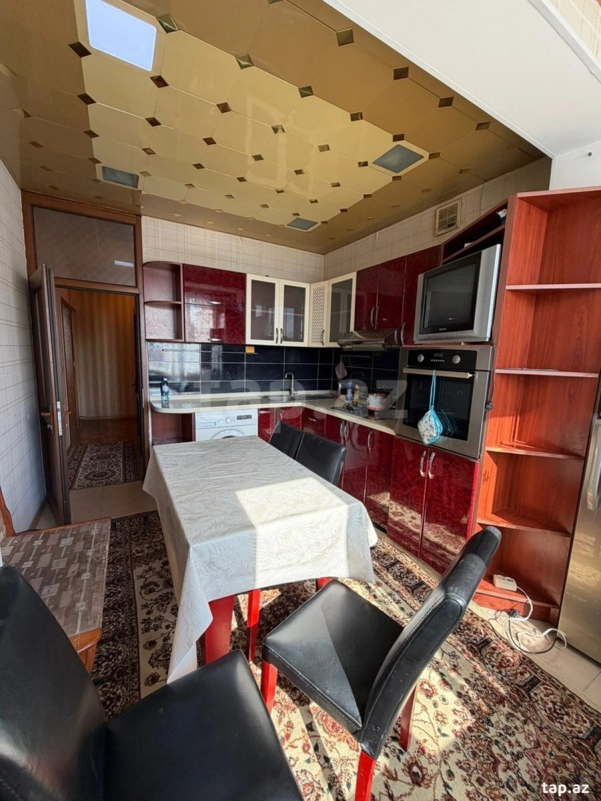 Kirayə verilir 2 otaqlı mənzil 70 m²