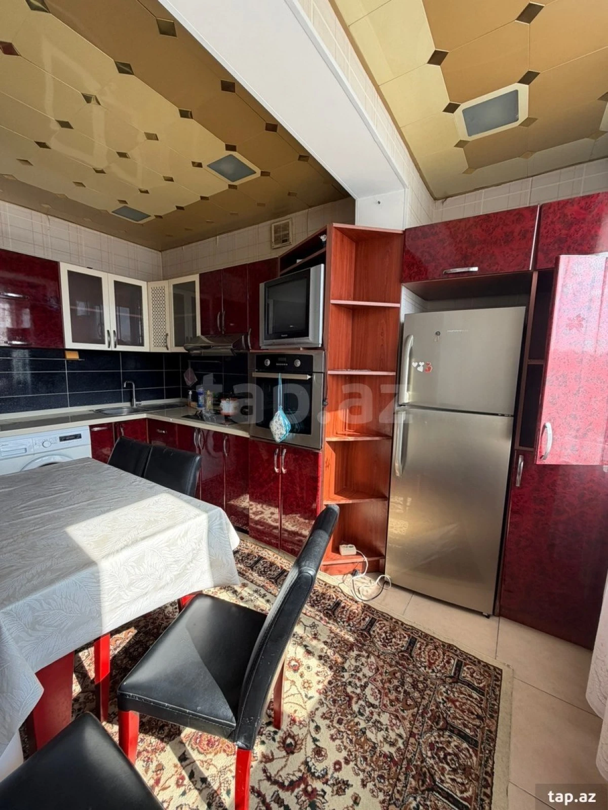 Kirayə verilir 2 otaqlı mənzil 70 m²