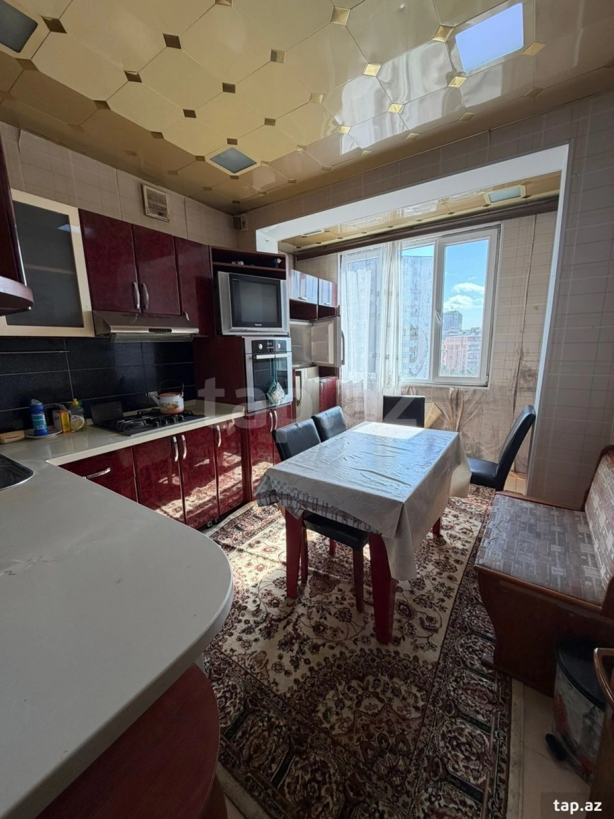 Kirayə verilir 2 otaqlı mənzil 70 m²