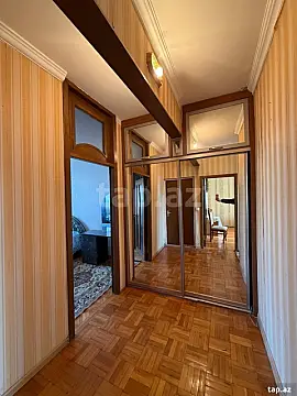 Kirayə verilir 2 otaqlı mənzil 70 m²