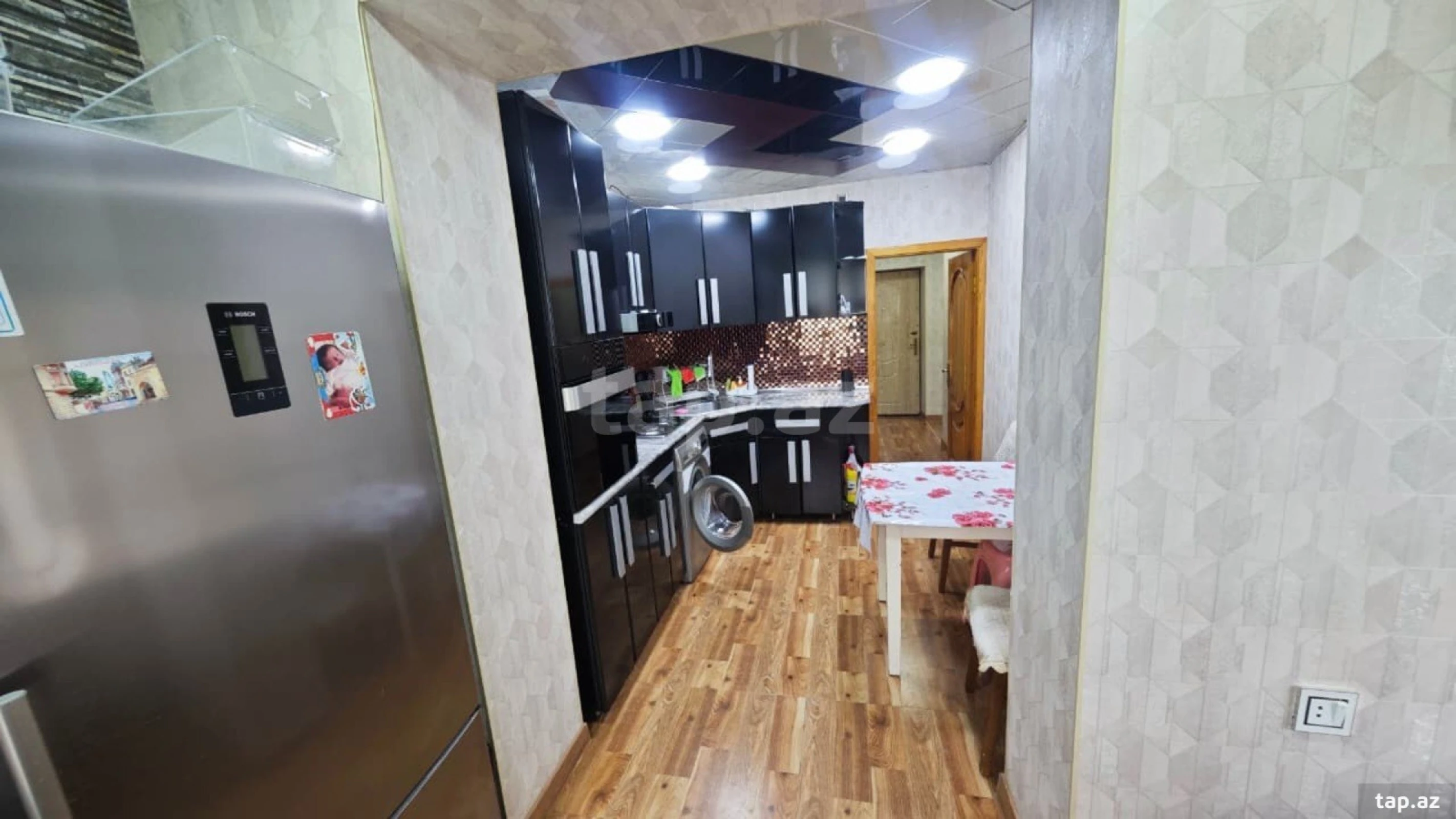 Kirayə verilir 2 otaqlı mənzil 60 m²