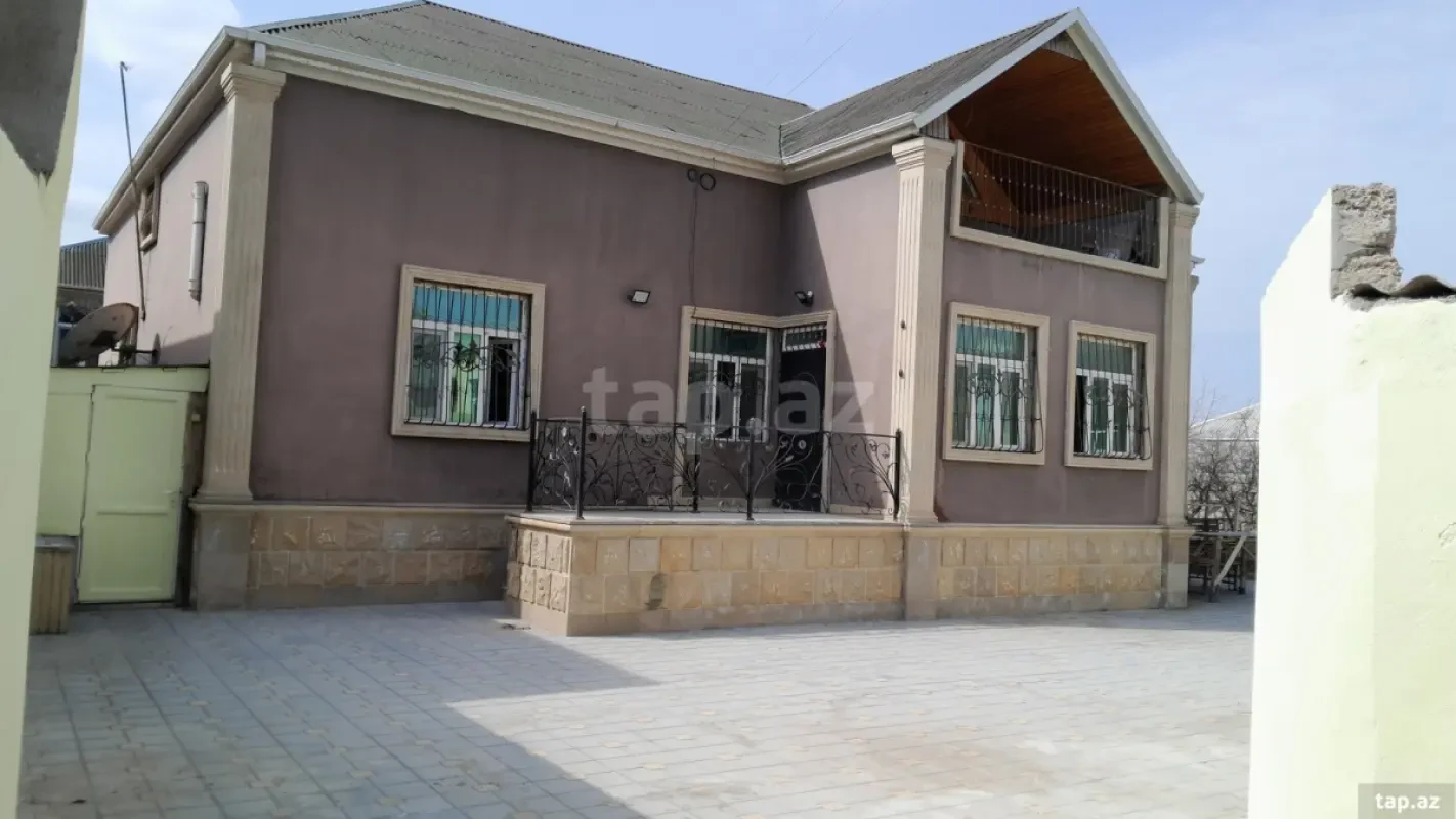 Satılır 5 otaqlı həyət evi 150 m²