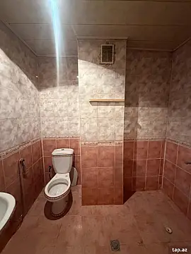 Kirayə verilir 1 otaqlı yeni tikili 65 m²