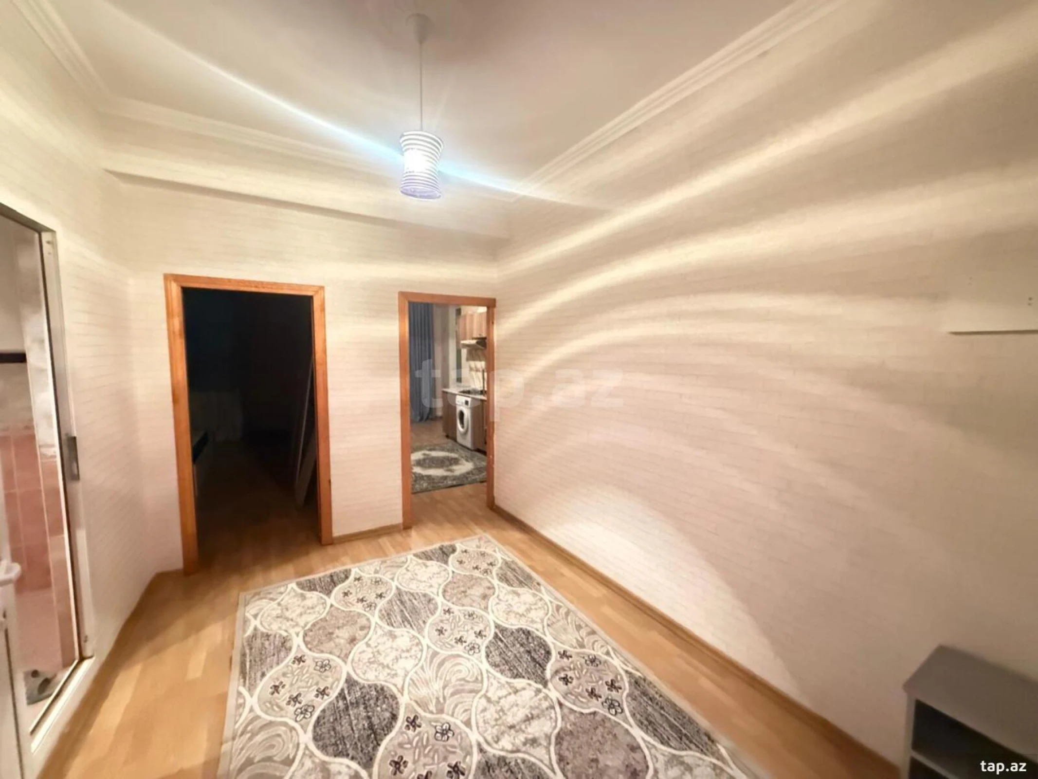 Kirayə verilir 1 otaqlı yeni tikili 65 m²