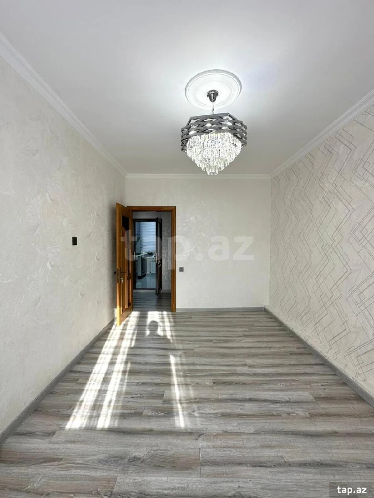 Satılır 3 otaqlı mənzil 65 m²