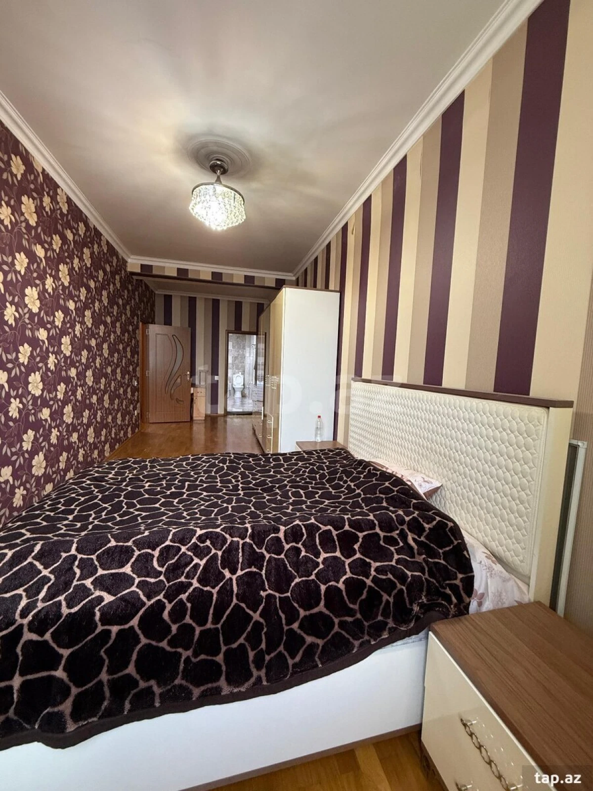 Kirayə verilir 4 otaqlı yeni tikili 190 m²