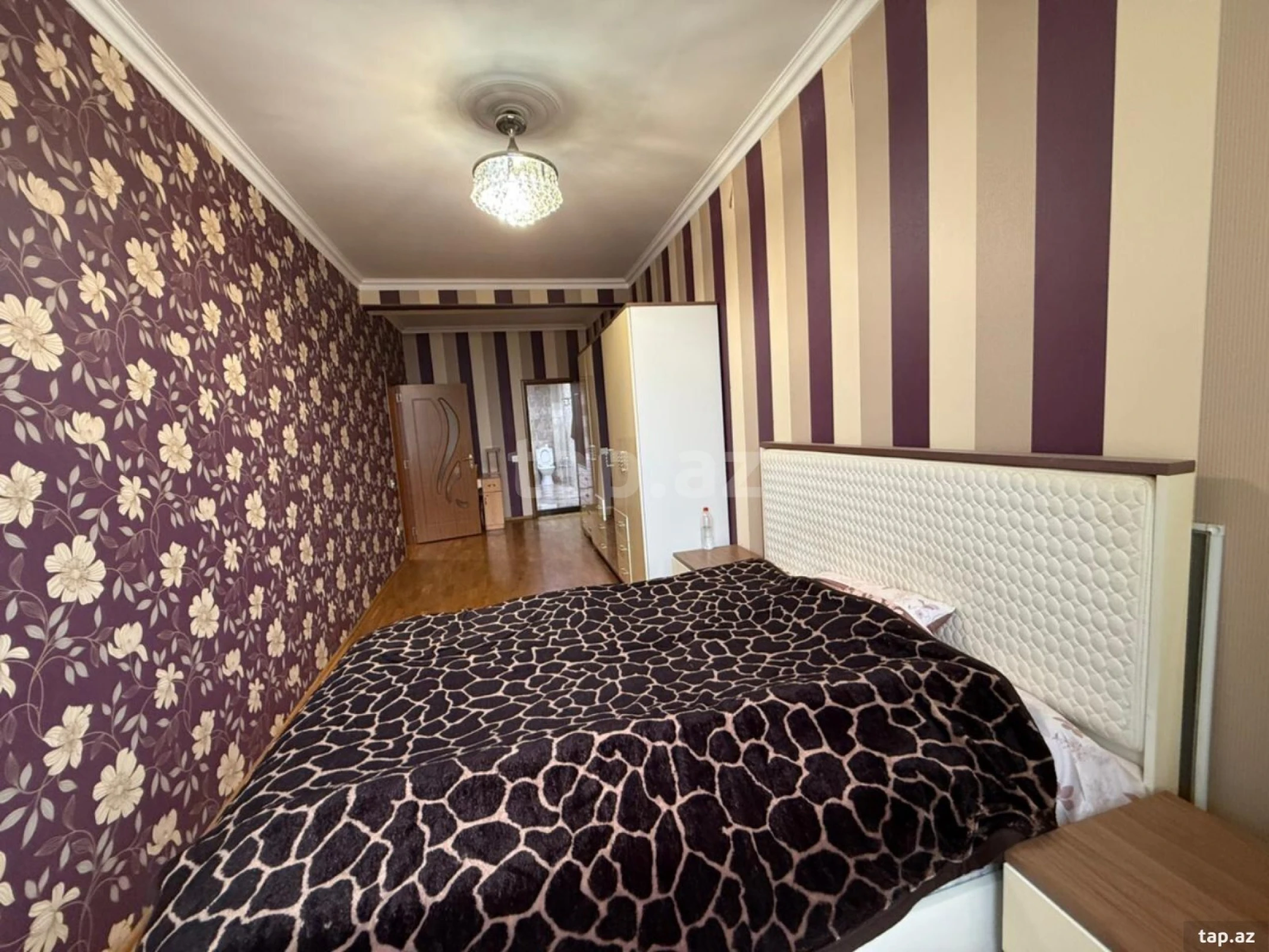 Kirayə verilir 4 otaqlı yeni tikili 190 m²