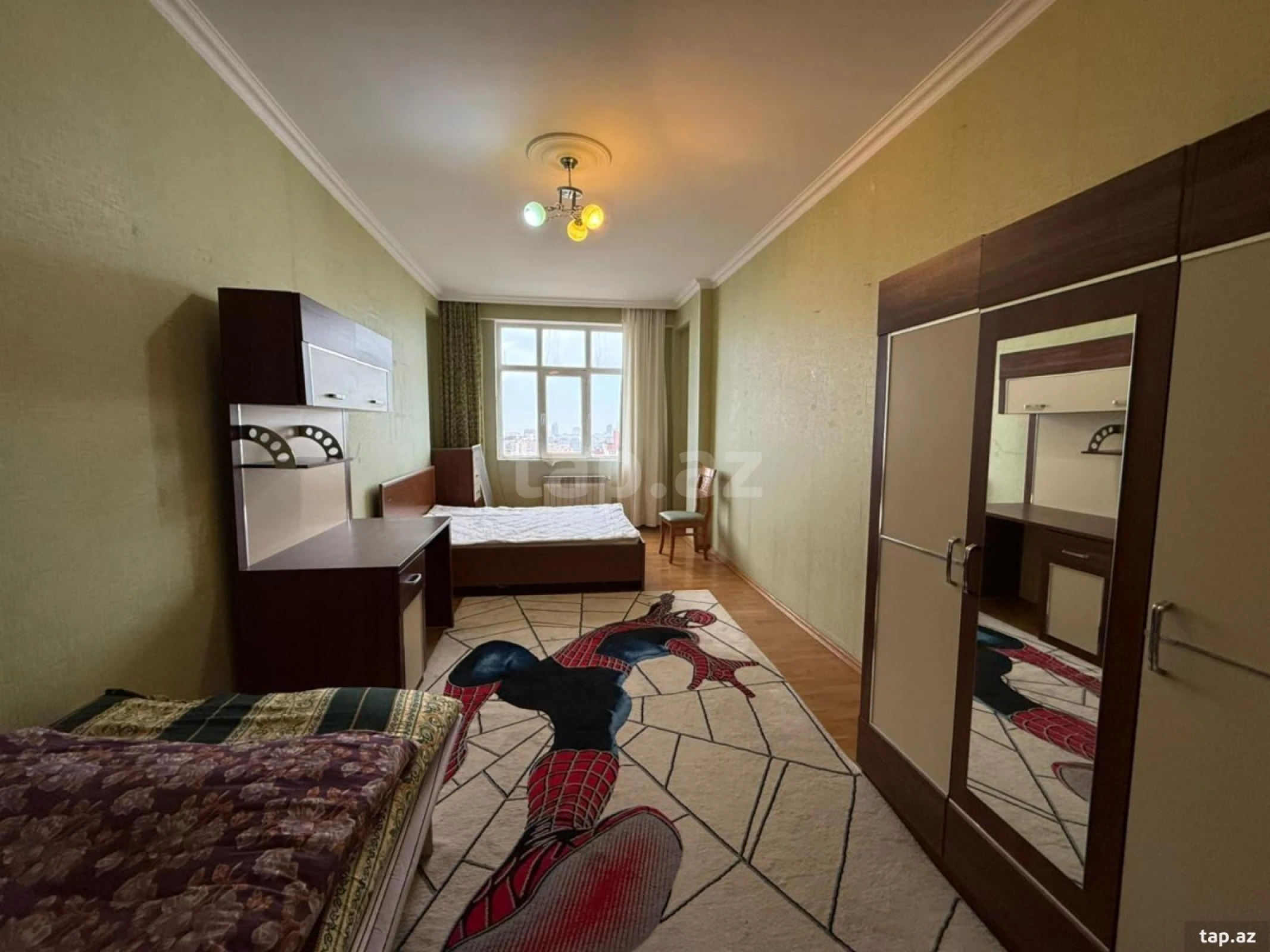 Kirayə verilir 4 otaqlı yeni tikili 190 m²