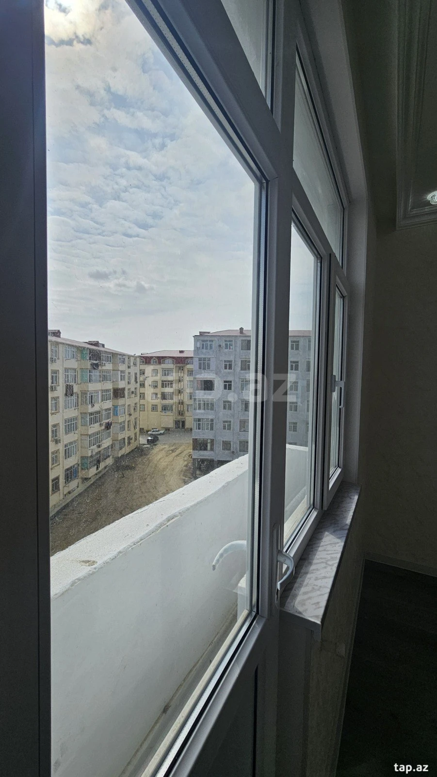Satılır 2 otaqlı yeni tikili 44 m²