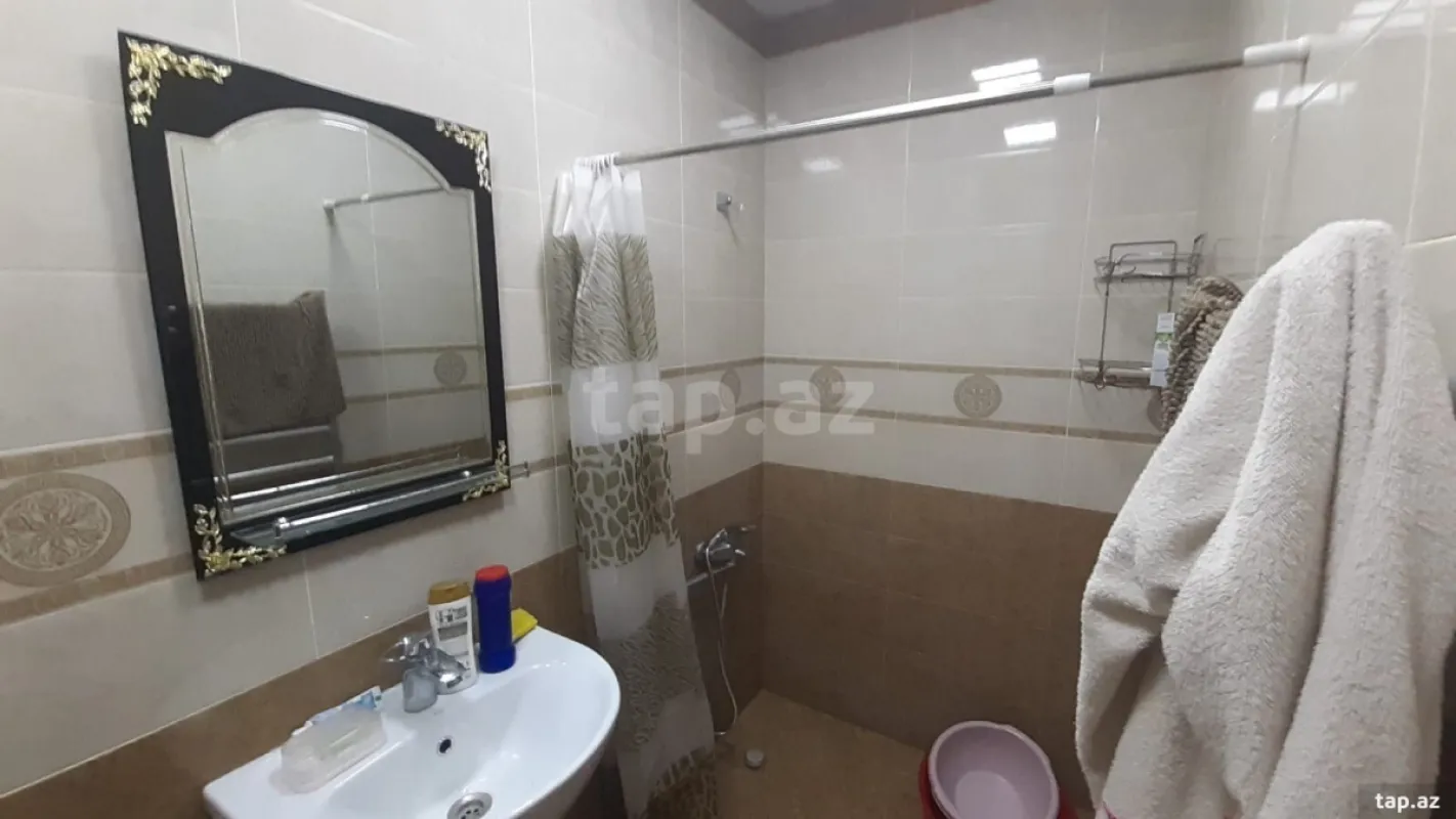 Kirayə verilir 2 otaqlı yeni tikili 60 m²