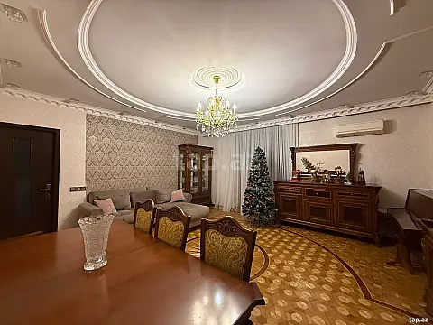 Satılır 3 otaqlı yeni tikili 105 m²