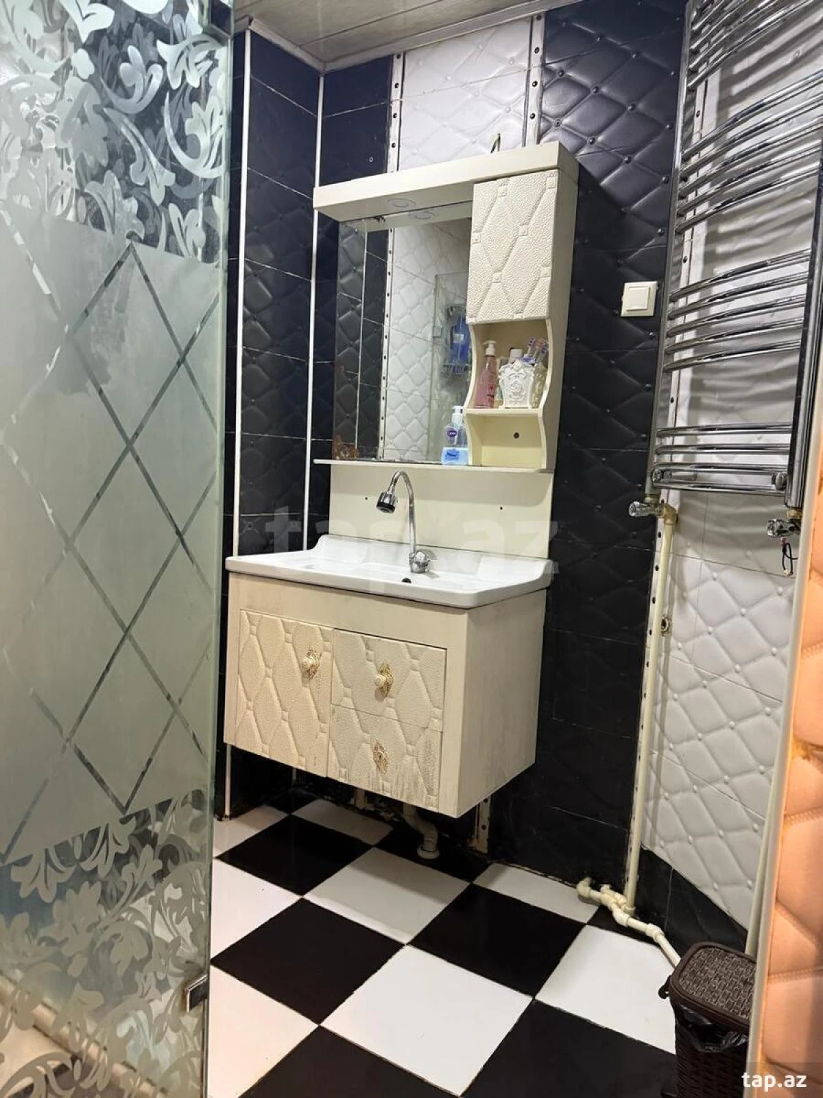 Satılır 3 otaqlı yeni tikili 105 m²