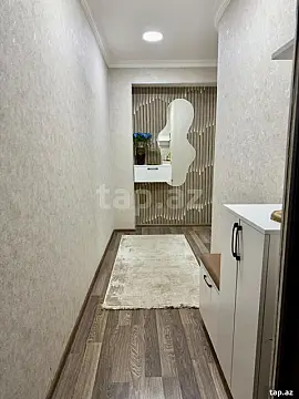 Satılır 3 otaqlı yeni tikili 82 m²