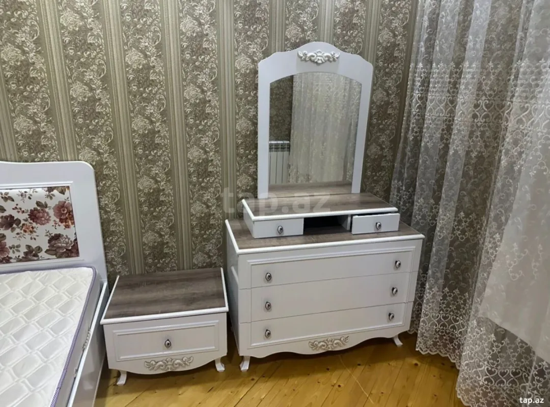 Kirayə verilir 2 otaqlı yeni tikili 80 m²