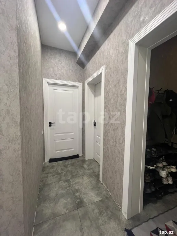 Satılır 3 otaqlı yeni tikili 84 m²