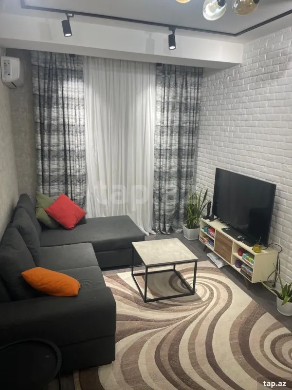 Satılır 3 otaqlı yeni tikili 84 m²
