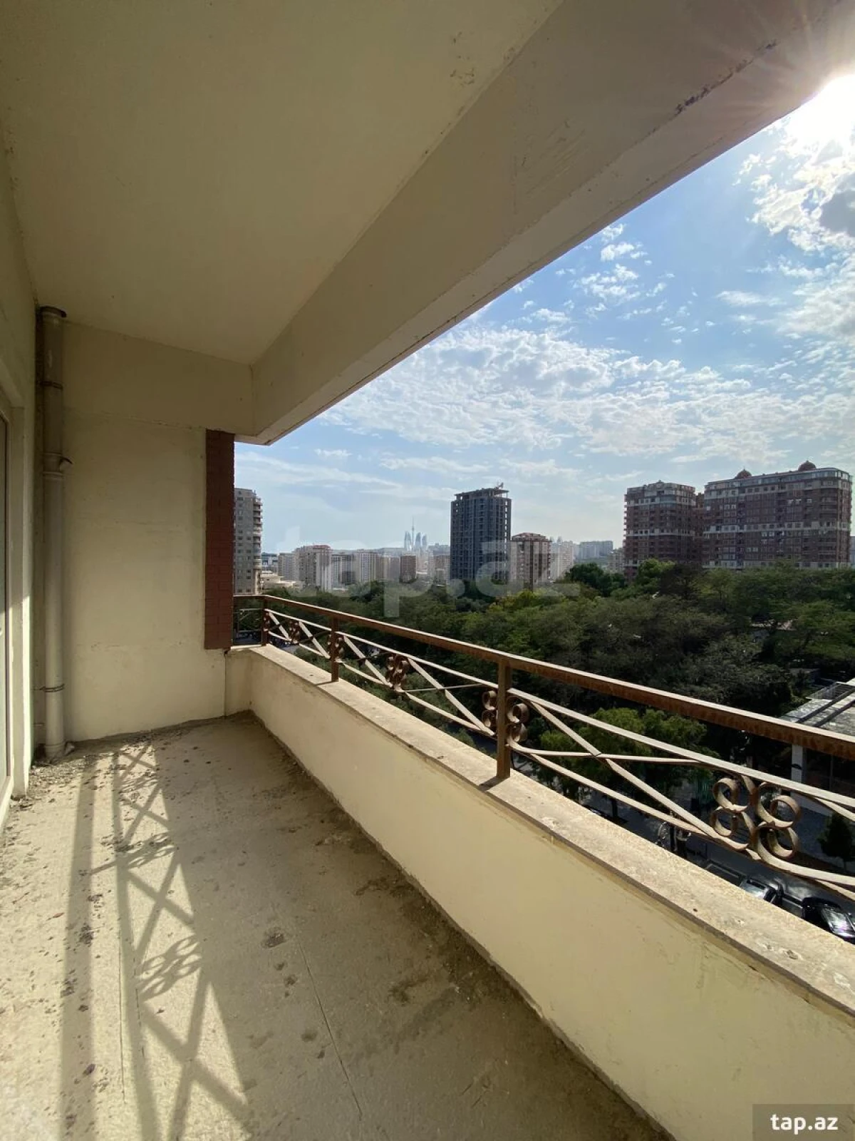 Satılır 5 otaqlı yeni tikili 256 m²