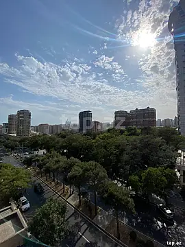 Satılır 5 otaqlı yeni tikili 256 m²