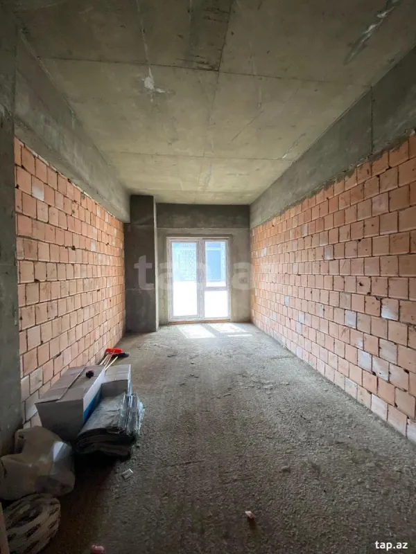 Satılır 5 otaqlı yeni tikili 256 m²