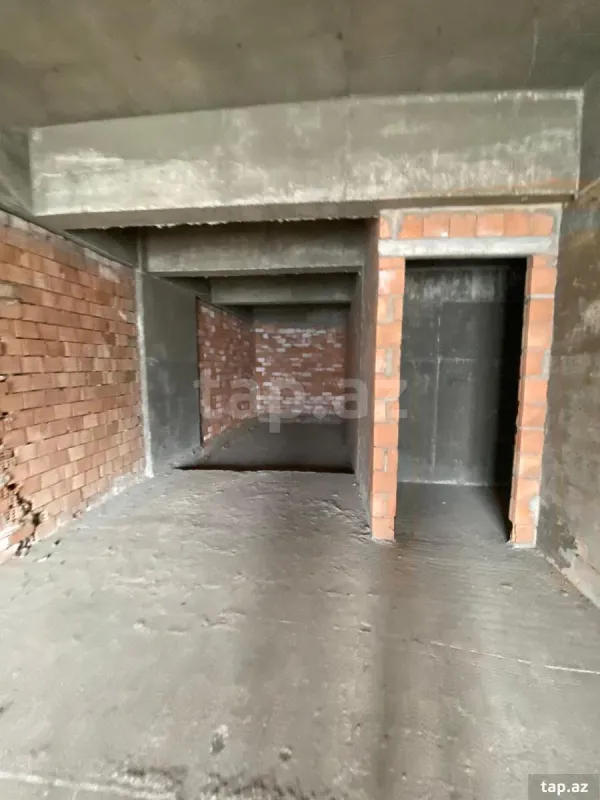 Satılır 5 otaqlı yeni tikili 256 m²