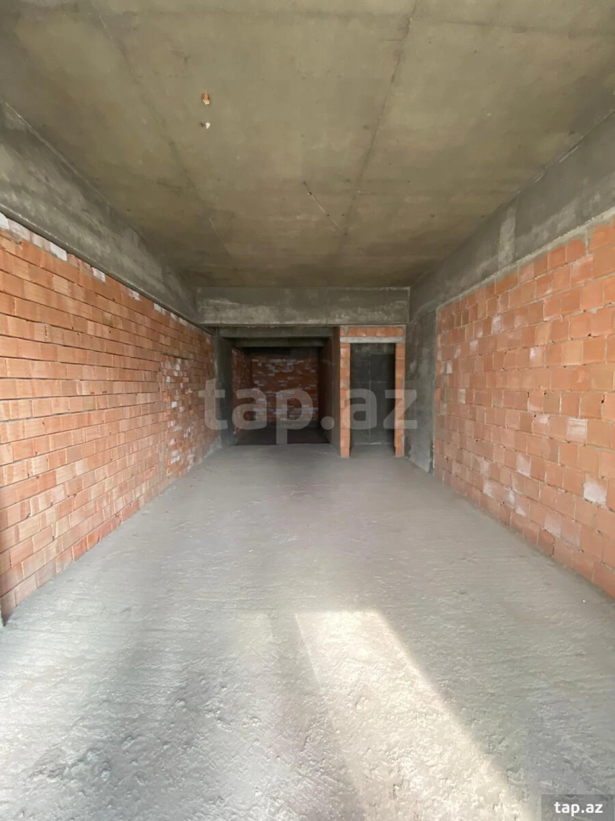 Satılır 5 otaqlı yeni tikili 256 m²