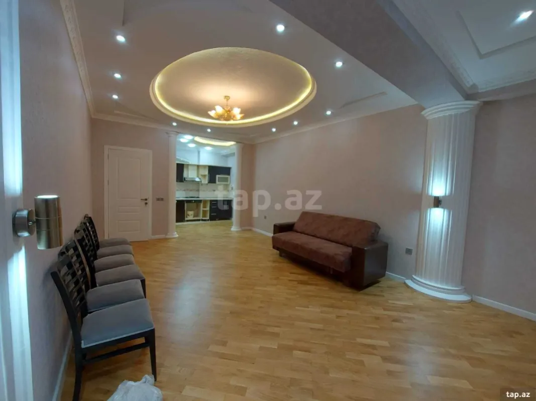 Satılır 2 otaqlı yeni tikili 75 m²