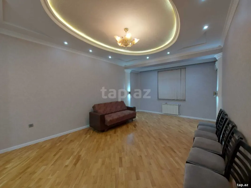 Satılır 2 otaqlı yeni tikili 75 m²