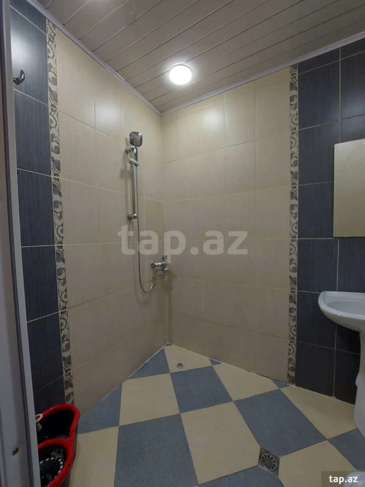 Satılır 2 otaqlı yeni tikili 75 m²