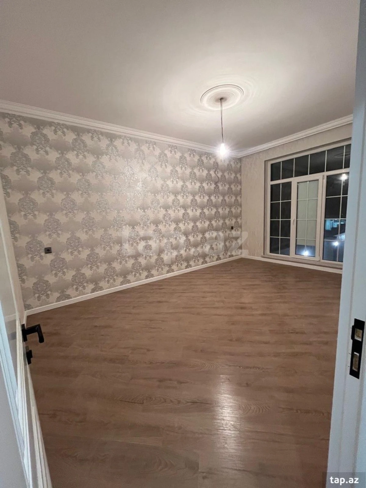 Satılır 5 otaqlı həyət evi