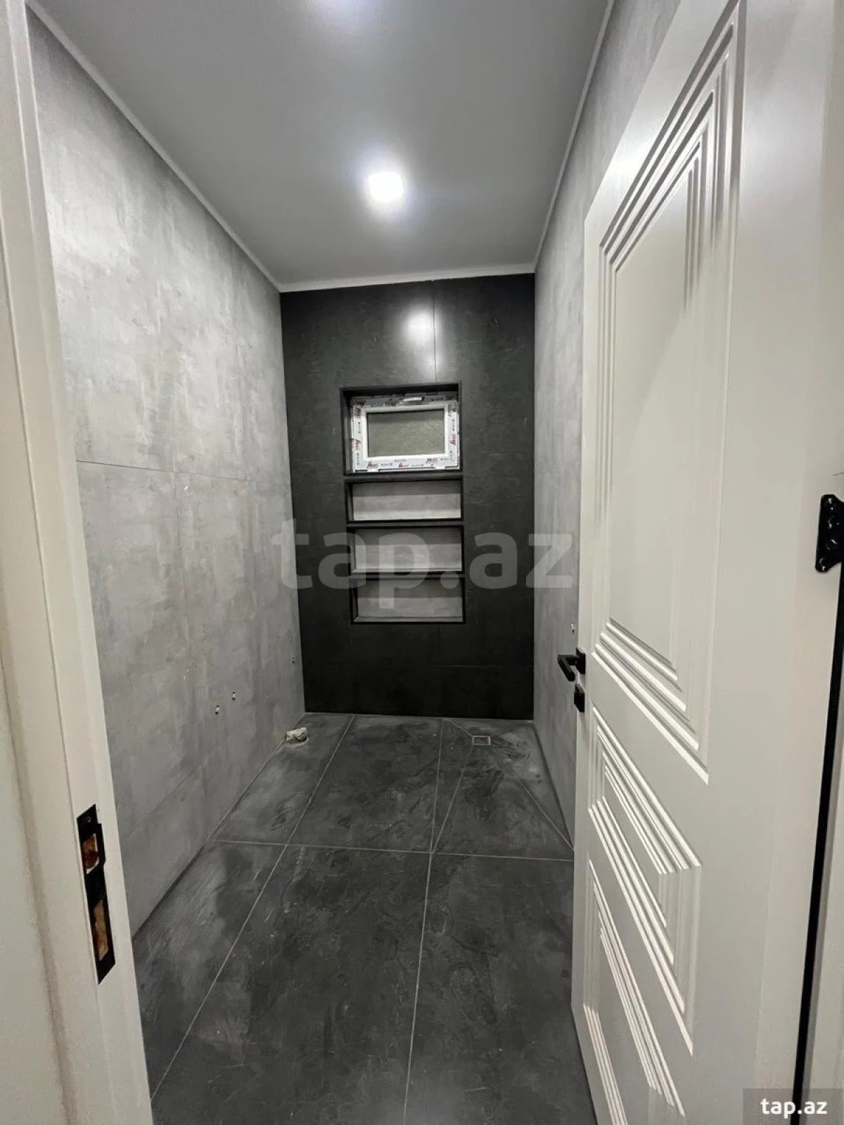 Satılır 5 otaqlı həyət evi