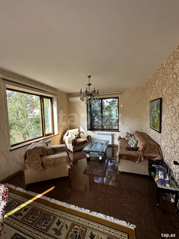 Kirayə verilir 5 otaqlı həyət evi 160 m²