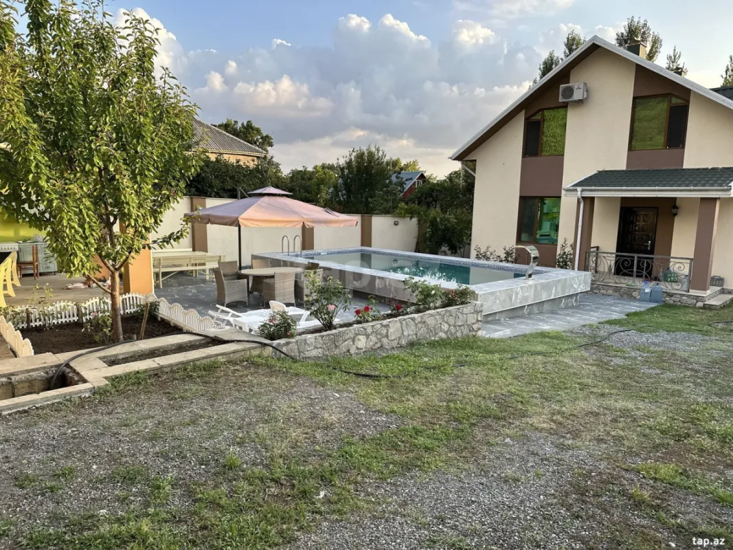 Kirayə verilir 5 otaqlı həyət evi 160 m²