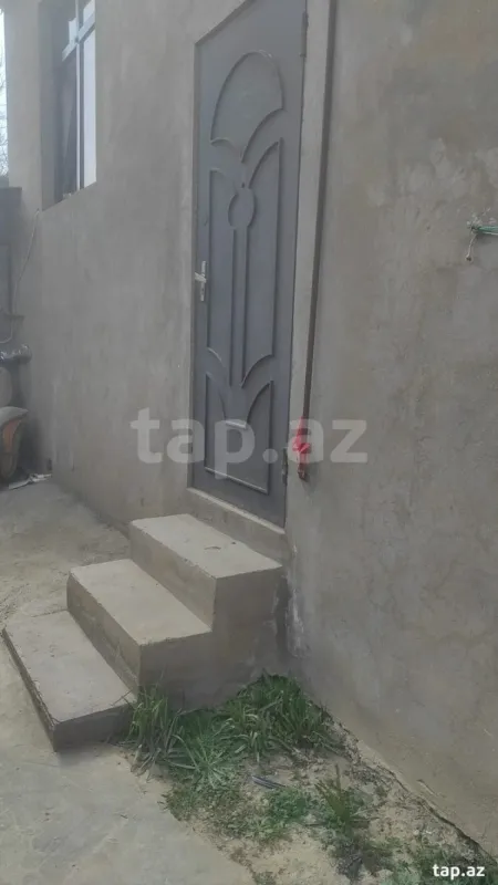 Satılır 3 otaqlı həyət evi