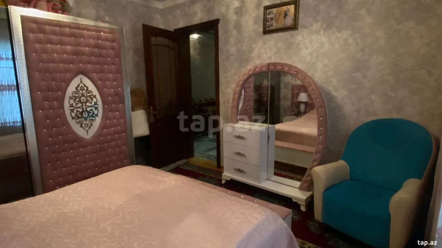 Satılır 3 otaqlı həyət evi