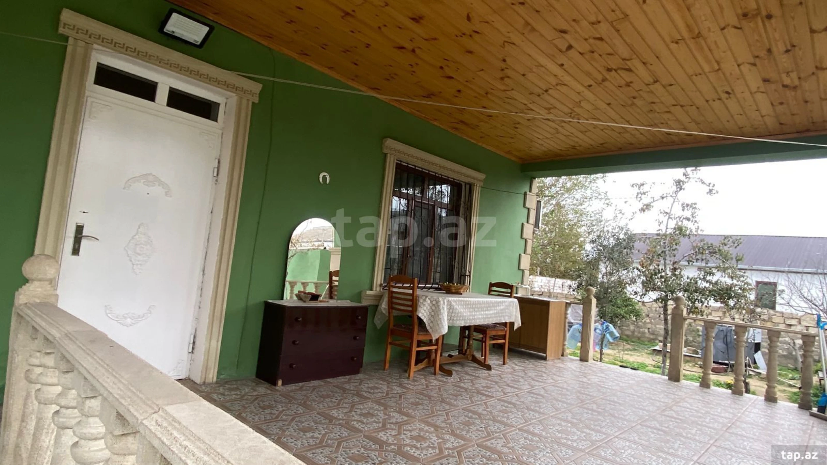 Satılır 3 otaqlı həyət evi