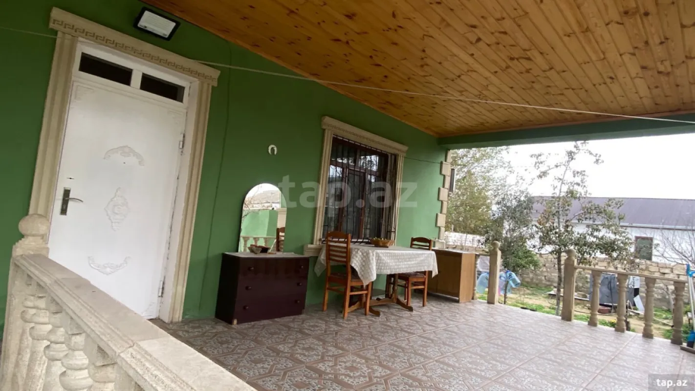Satılır 3 otaqlı həyət evi