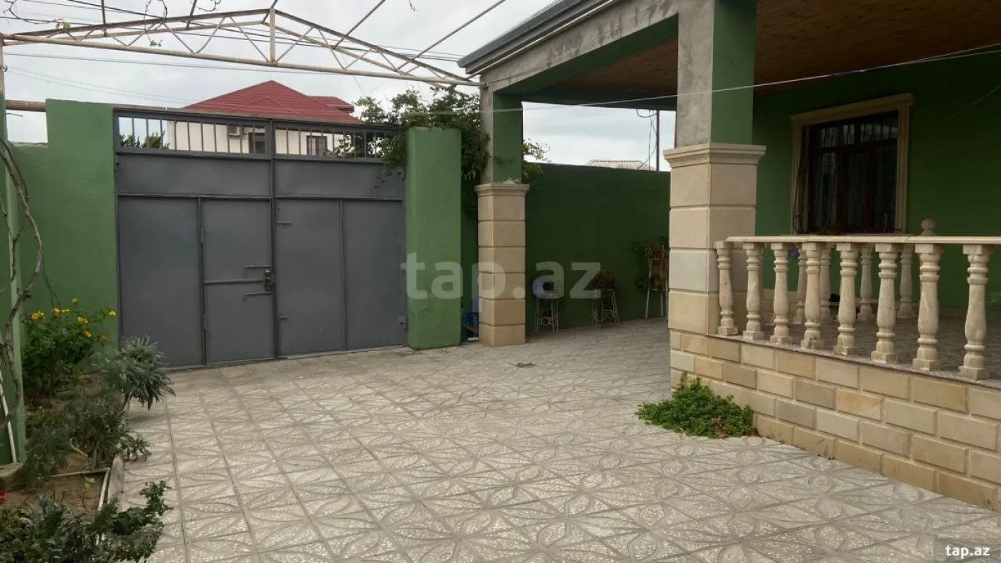 Satılır 3 otaqlı həyət evi
