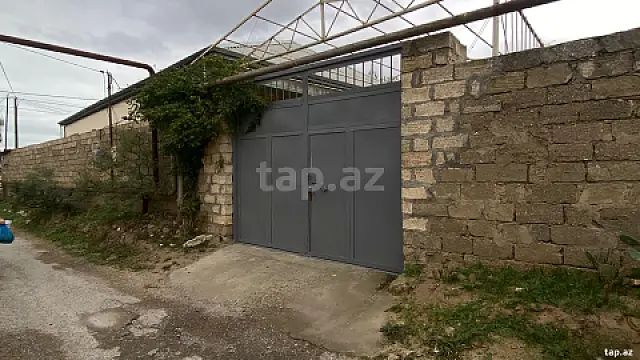 Satılır 3 otaqlı həyət evi