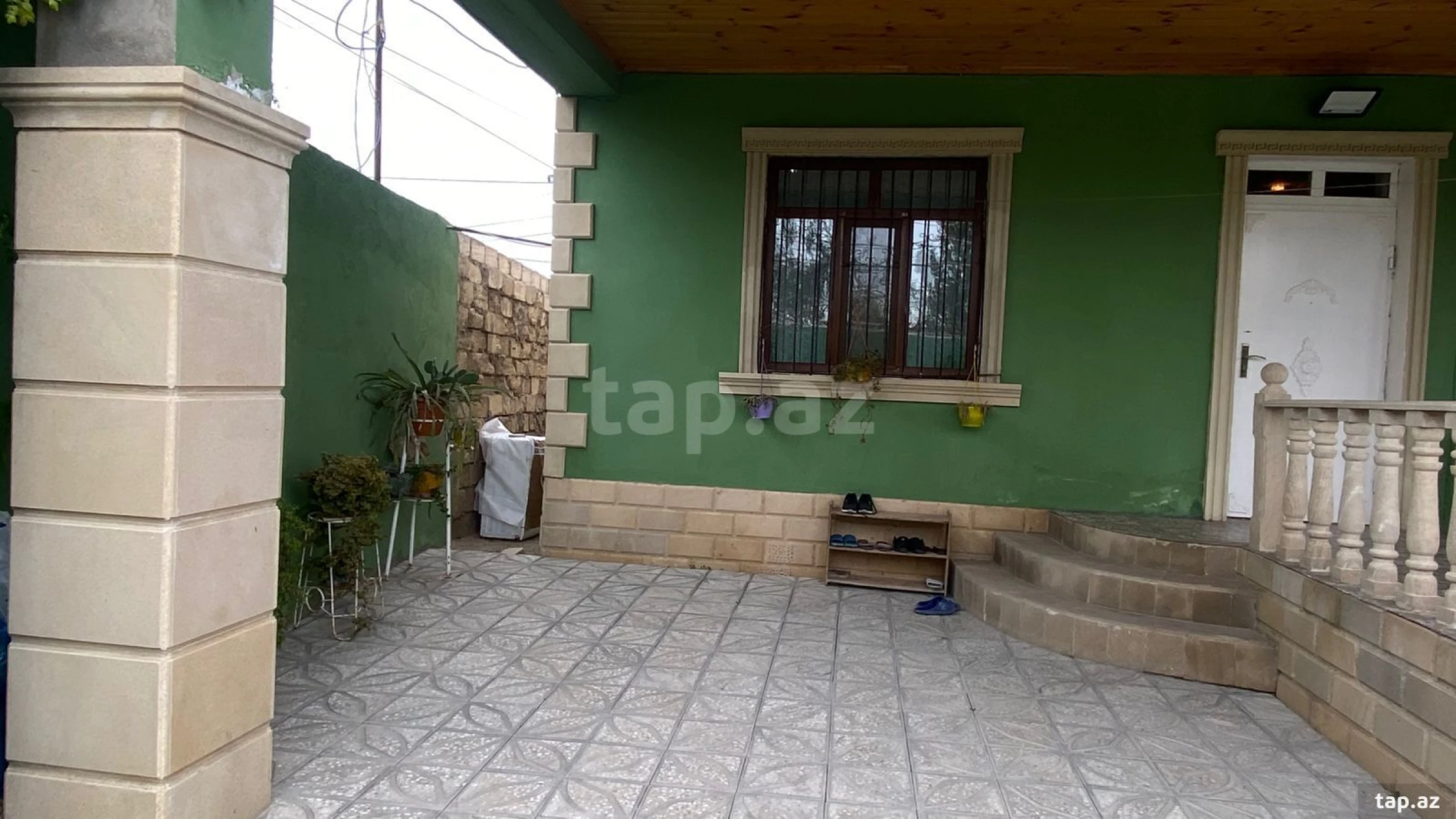 Satılır 3 otaqlı həyət evi