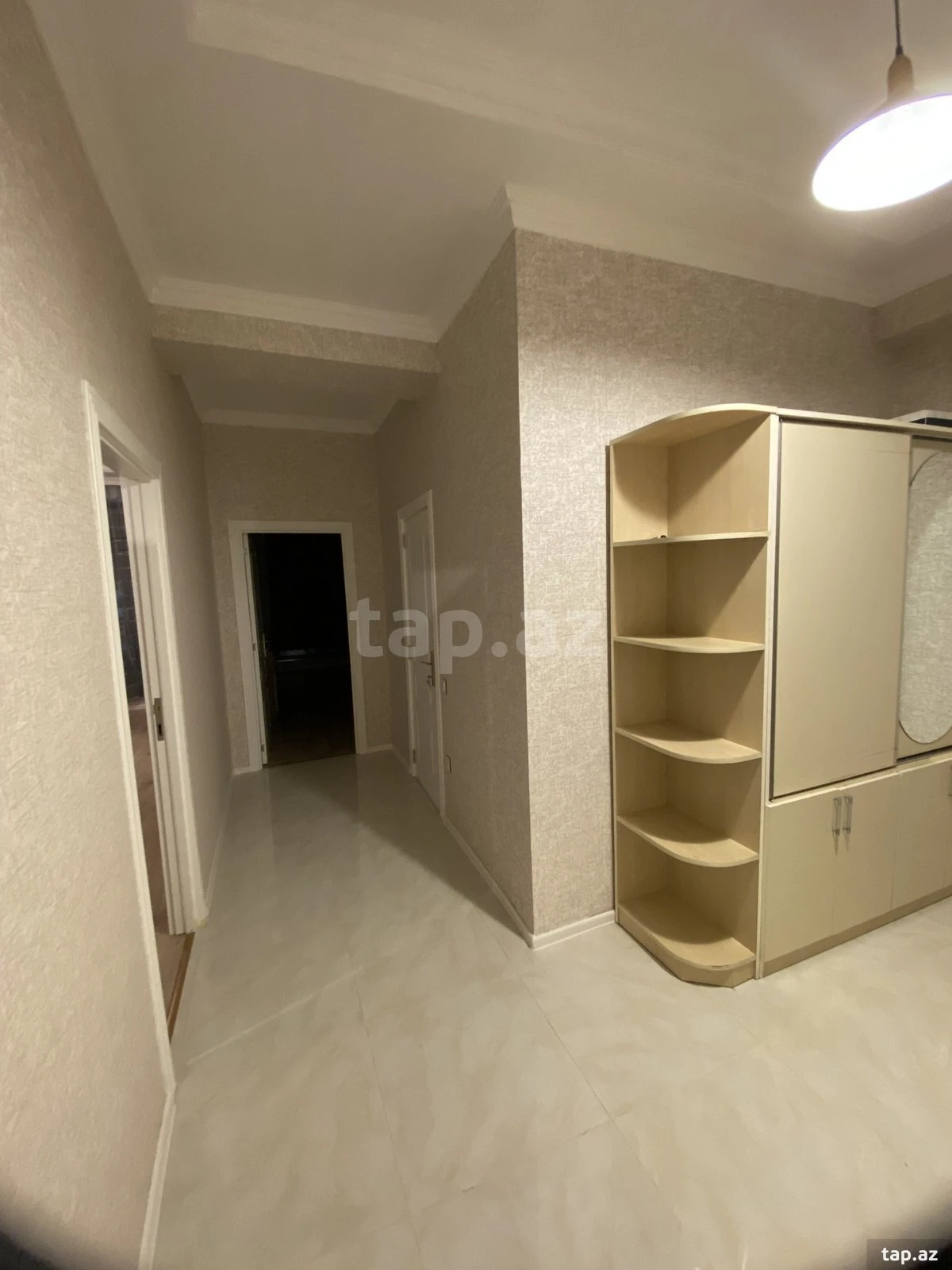 Kirayə verilir 2 otaqlı yeni tikili 76 m²