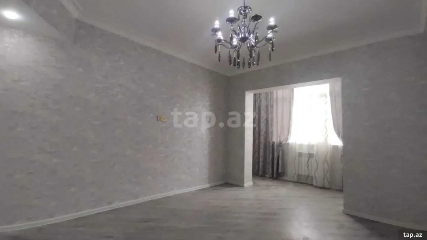 Satılır 4 otaqlı mənzil 100 m²